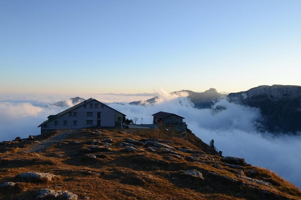 Zürich Car Tour: Appenzell, Ebenalp, St. Gallen - Discovering St. Gallen