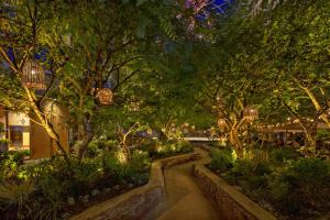 1 Hotel West Hollywood - Frequently Asked Questions