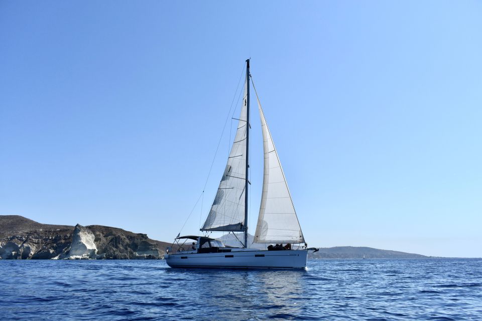 5-Day Crewed Charter The Discovery Beneteau Oceanis 45 - Crew Information