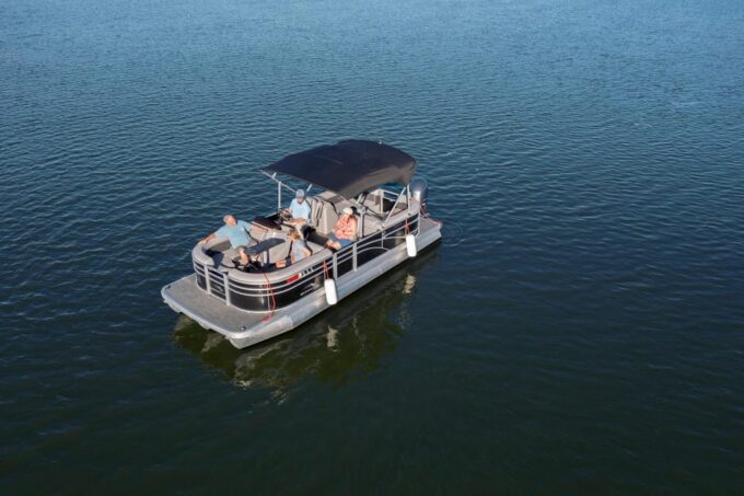 8 Hour 22 Ft. Luxury Pontoon Private Hilton Head Boat Rental - Nearby Attractions and Activities