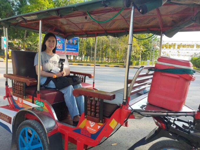 A Day Tuktuk Bambootrain,Fruit Bats, Banan,Killing&Bat Caves - What to Bring