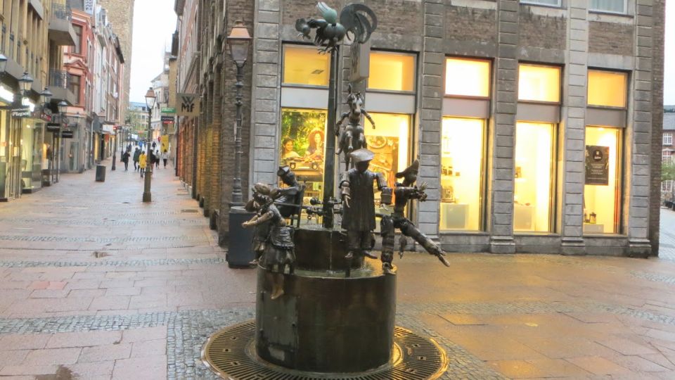 Aachen: Old Town Self-guided Fountain Rally - Recommended Stops Along the Route