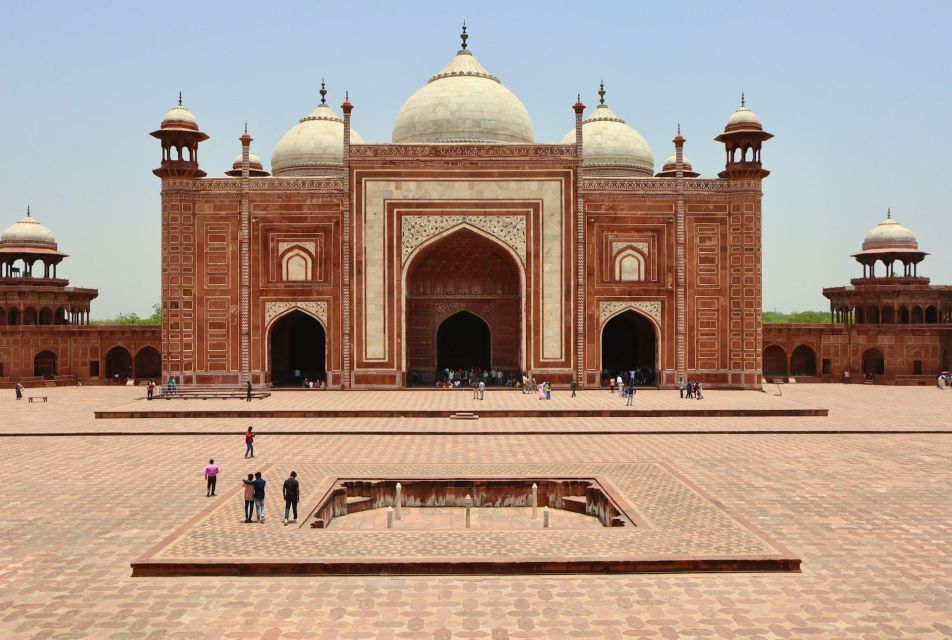 Agra: Private Taj Mahal Tour by Tuk-Tuk - Accessibility Features