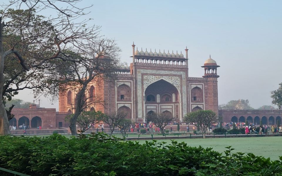 Agra: Taj Mahal Guided Tour - Booking Details