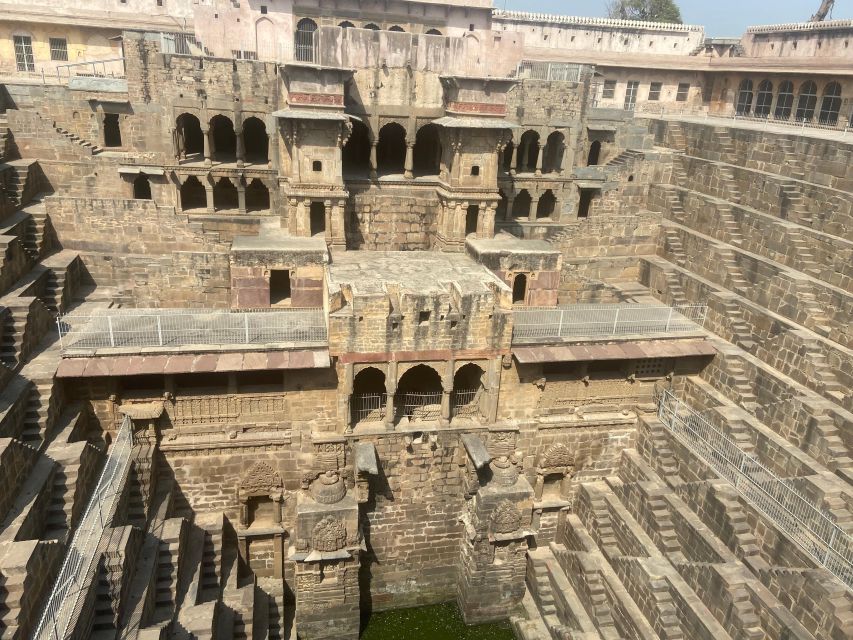 Agra to Jaipur With Guided Fatehpur Sikri & Abhaneri Tour - Abhaneri Step Wells Visit