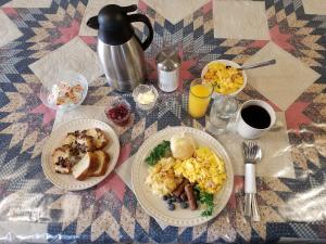 Alaskas Lake Lucille Bed & Breakfast - Booking Information