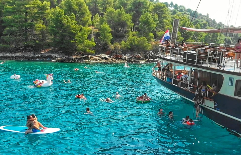 All Inclusive Brač & Šolta Island Swimming Cruise - Island Attractions