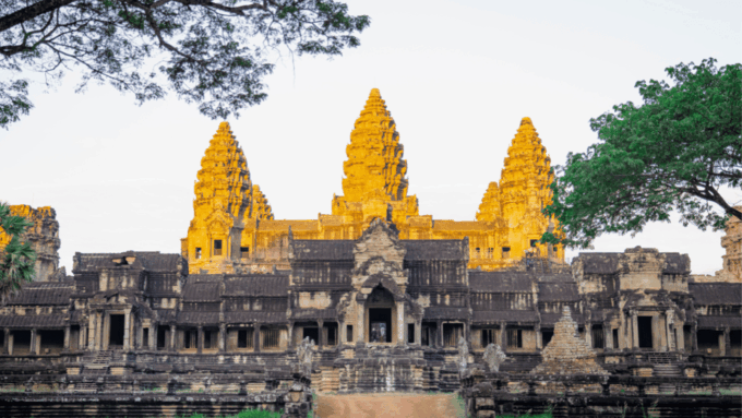 Angkor Highlights Tour: Angkor Wat, Angkor Thom & Ta Prohm - Frequently Asked Questions