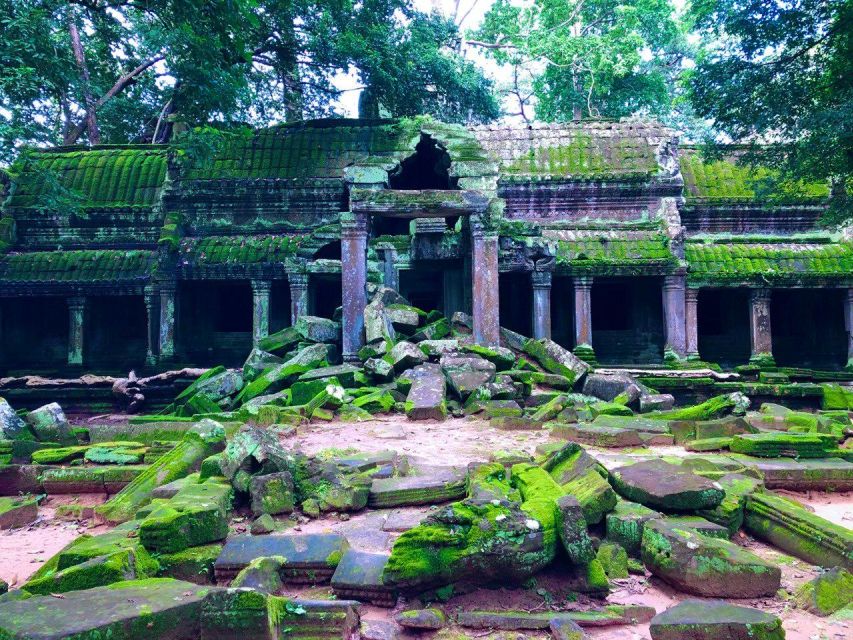 Angkor Wat Highlights Tour & Sunset View - Bayon Temple: Architectural Marvel