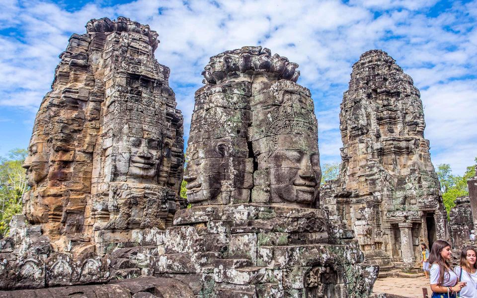 Angkor Wat: Small Circuit Tour by Only TukTuk - What to Bring