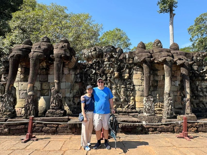 Angkor Wat,Angkor Thom, Bayon and Jungle Temple Ta Promh - Bayon Temple Features