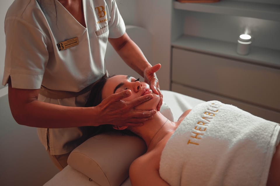 Antalya: Spa and Skin Care Experience With Massage and Drink - Refreshments Offered