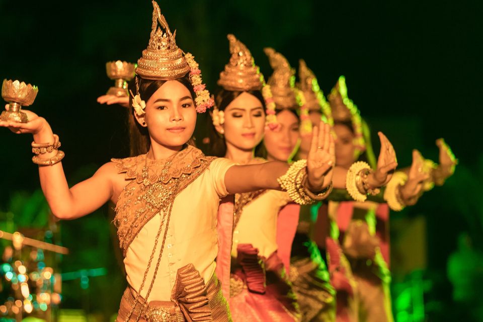 Apsara Dance Show With Dinner by Tuk-Tuk Roundtrip Transfer - Frequently Asked Questions