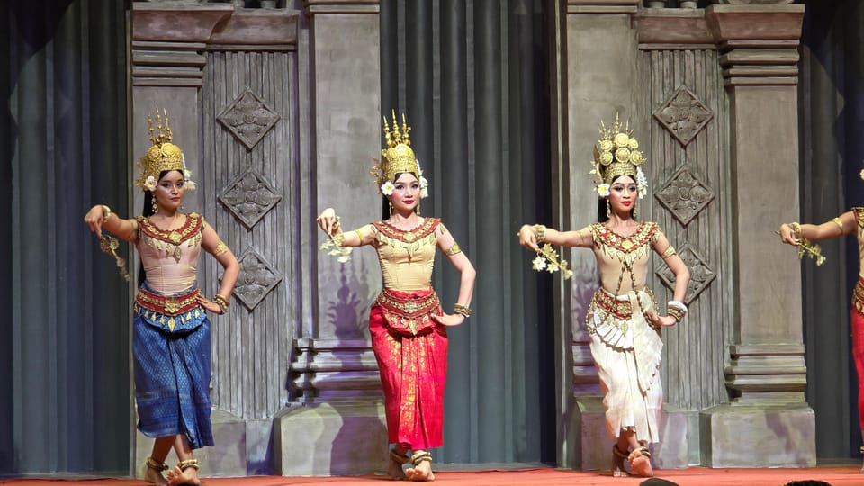 Apsara Dinner Performance With Buffet Dinner - Transportation Details