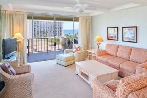 Aston at The Whaler on Kaanapali Beach - Guest Experiences