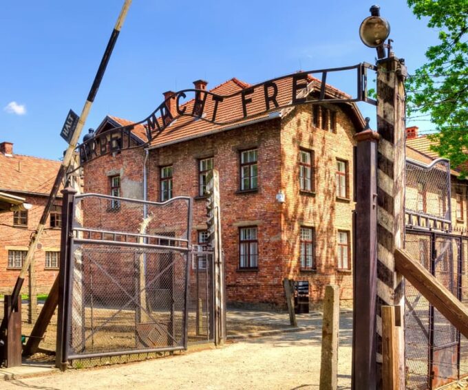 Auschwitz-Birkenau: Guided Tour With Fast Track Ticket - Booking Process