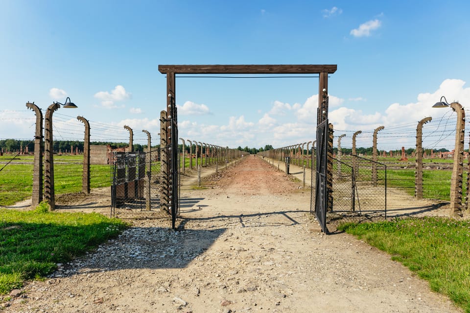 Auschwitz-Birkenau: Skip-the-Line Entry Ticket & Guided Tour - Booking Process and Options