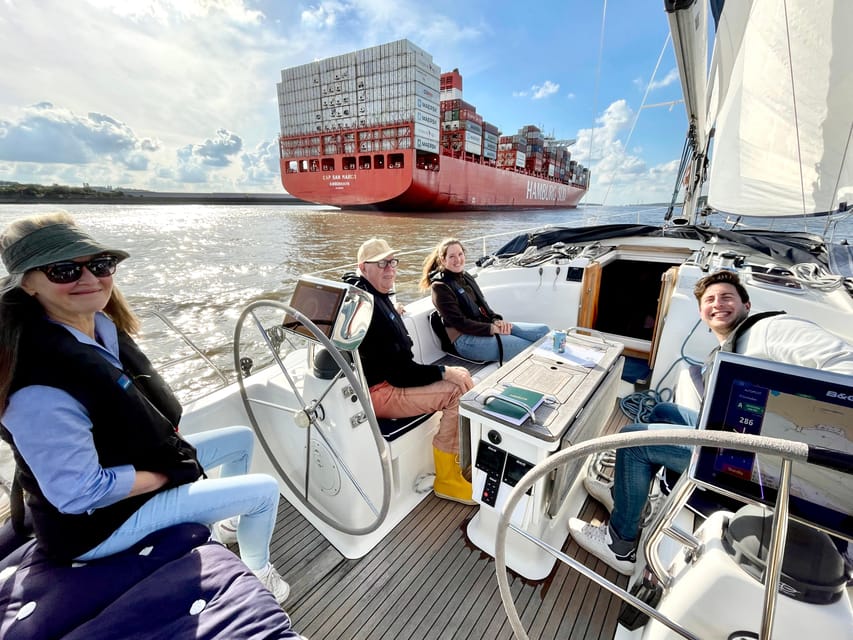 Authentic Sailingtrip Towards Blankenese, Hamburg/Elbe - Booking and Cancellation