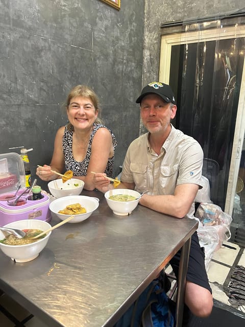 Authentic Street Food Tour in Chinatown I Bangkok - Exploring Chinatowns Food Scene