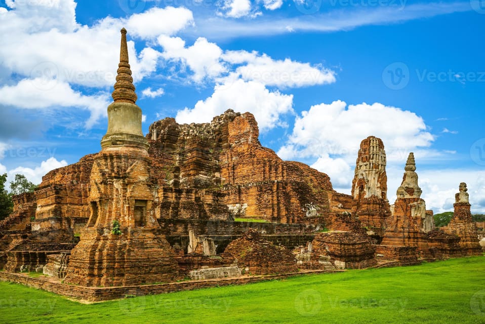 Ayuatthaya Full Day Tour. the City of Historical and UNESCO - Site Restrictions