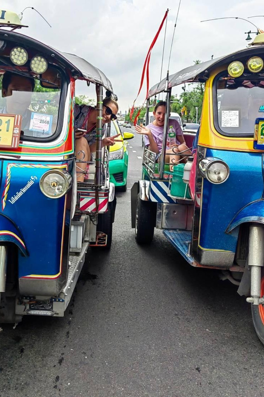 Bangkok: Guided Tour in a Typical Thai Tuk-Tuk - Tour Duration and Price