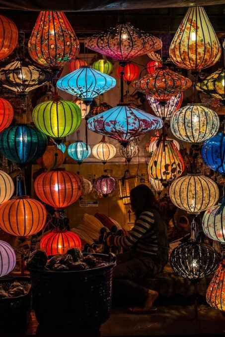 Bangkok: Maeklong Railway & Amphawa Floating Market Tour - Booking Information