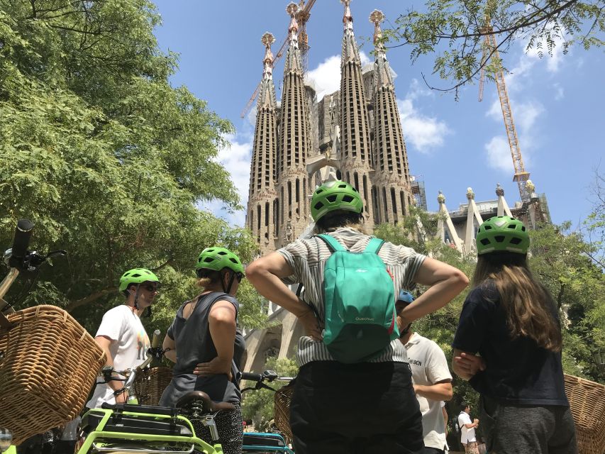 Barcelona: 1.5-Hour Sightseeing Tour by Electric Bike - Explore Gothic Quarter and El Born