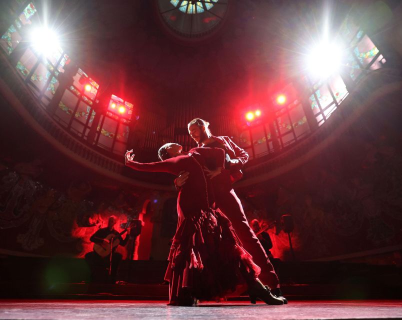 Barcelona: Guitar Trio & Flamenco Dance @ Palau De La Música - Pre-show Tours