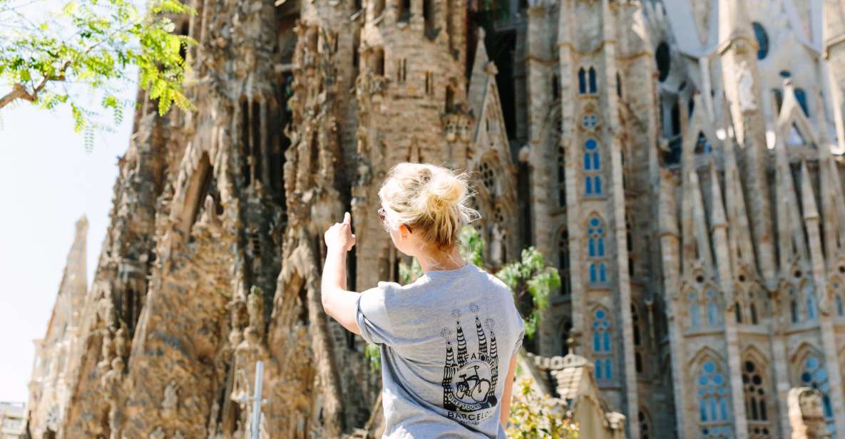 Barcelona: Half–Day Gaudi Bike Tour & Sagrada Familia Ticket - Customer Reviews