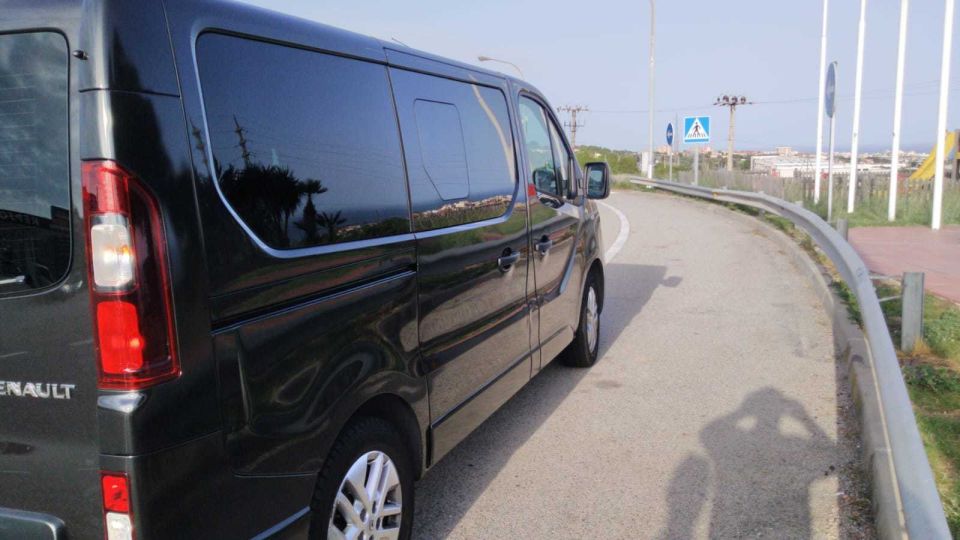 Barcelona: Private Transfer To/From El Prat Airport - Customer Ratings and Feedback