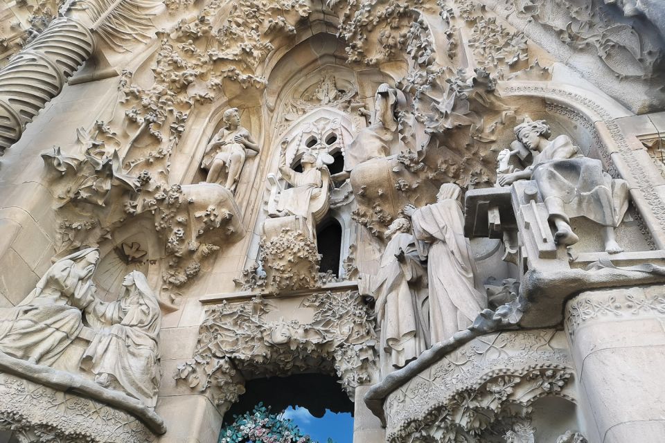 Barcelona: Sagrada Familia and Park Guell Full-Day Tour - Customer Reviews