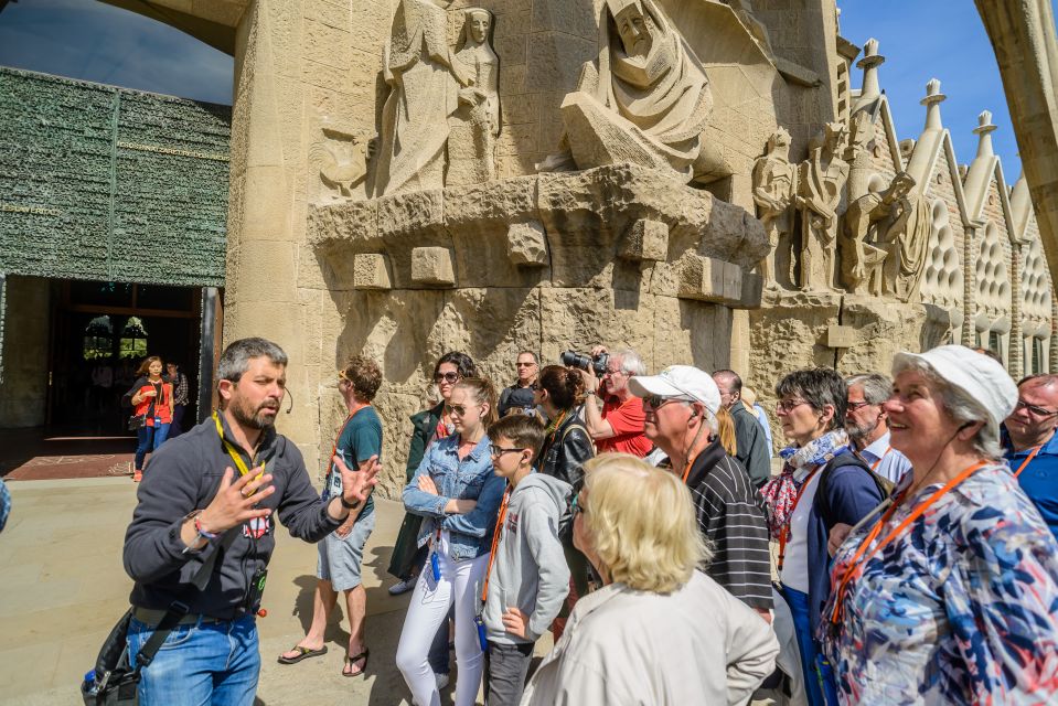 Barcelona: Sagrada Familia Tour & Optional Tower Visit - Exploring Sagrada Familias History