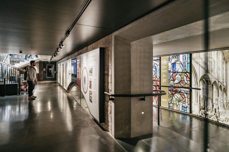 Bath: Bath Abbey and Discovery Centre Entry - Architecture and History