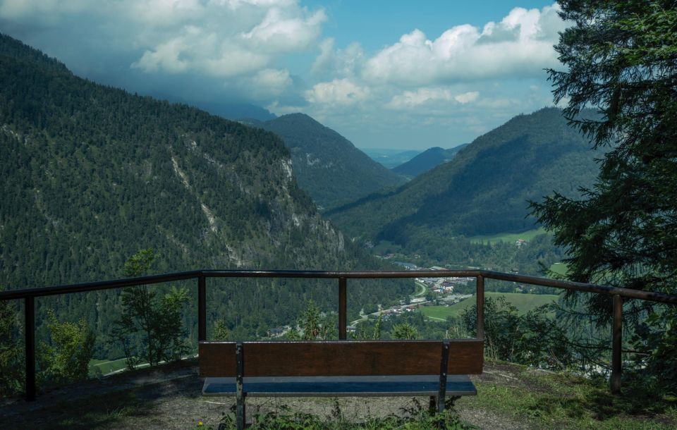 Berchtesgaden: Full Day Eagles Nest Obersalzberg WWII Tour - Exploring the Eagles Nest