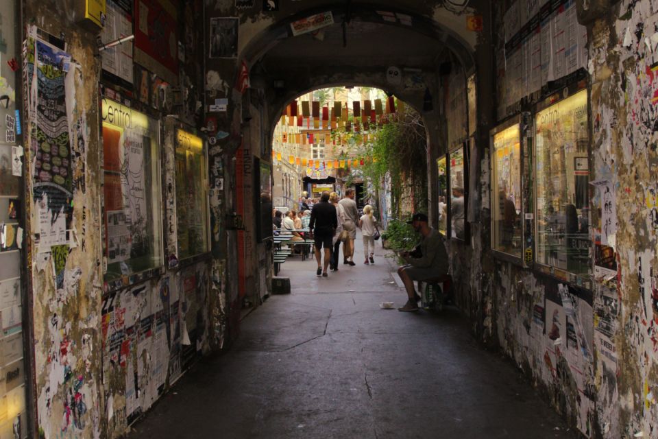 Berlin: Alternative Walking Tour Mitte & Kreuzberg - Customer Reviews