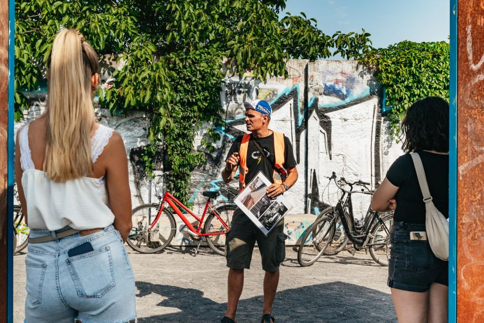 Berlin: Cold War Era History Guided Bike Tour - Group Size and Language Options