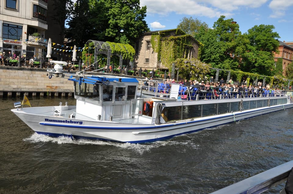 Berlin: Hop-On Hop-Off City Bus Tour With Boat Ride - Booking and Cancellation