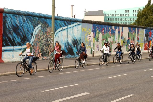 Berlin: Vibes of Berlin Bike Tour - Whats Included