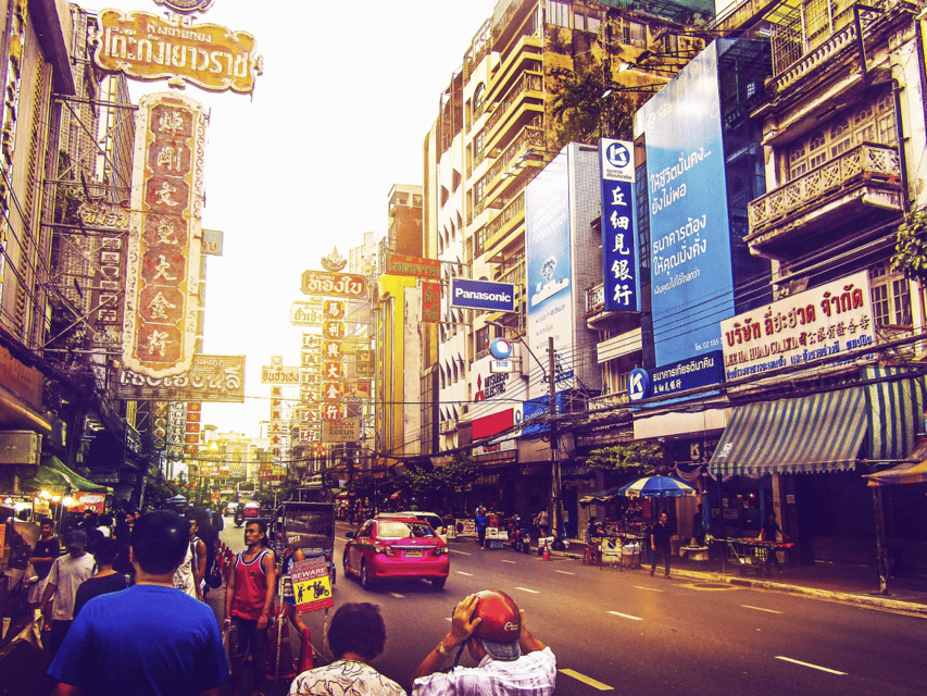 Best of Bangkok in 2 Days: A Self-Guided Audio Tour - Vibrant Floating Market Visit