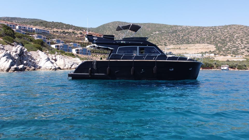 Bodrum Boat Tour: Bodrum Sunset Tour With Jet Black Yacht - Language Options