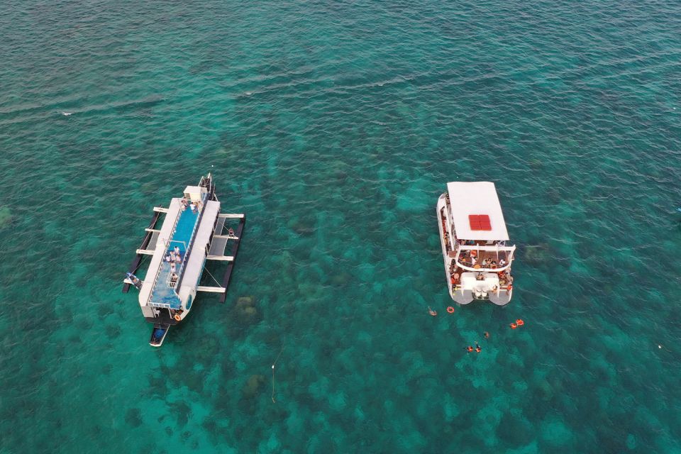 Boracay: Sunset Boat Party With Snacks - Boat Options