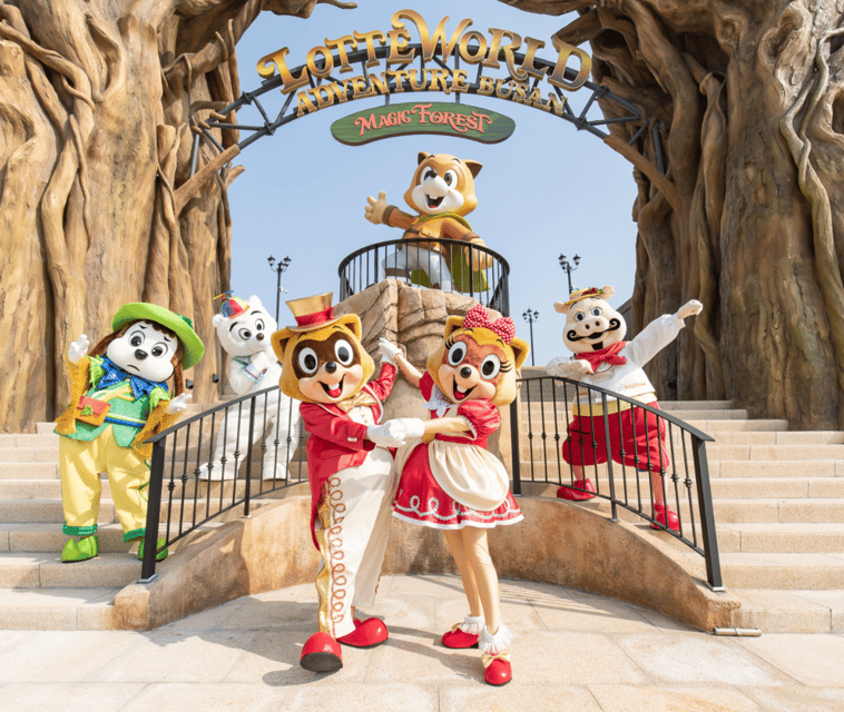 Busan: Lotte World 1 Day Pass + Korean School Uniform Rental - Transforming With Uniforms