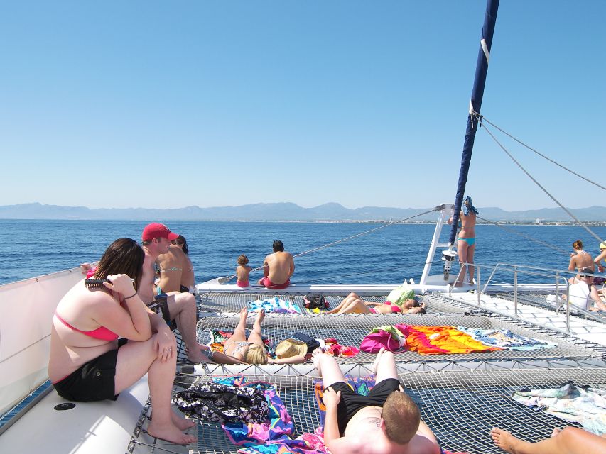 Cambrils: Costa Dorada Catamaran Day Cruise With BBQ Lunch - Barbecue Lunch