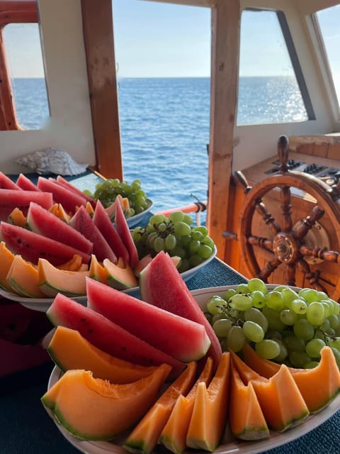 Carloforte and Island of S. Pietro, Tour on a Yacht With Lunch - Participant Guidelines