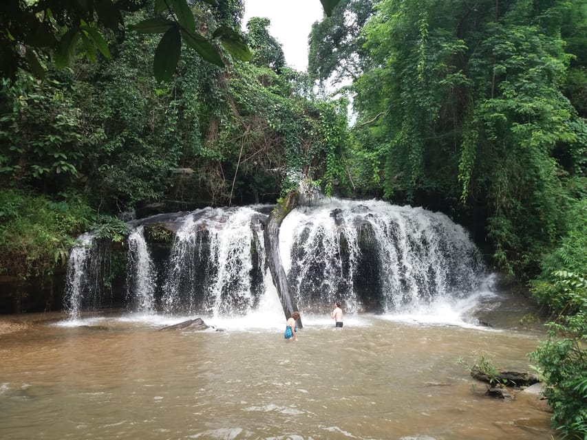 Chiang Mai: Karen Tribe, Elephants, Trekking and Waterfalls - Sustainable Living in Local Village