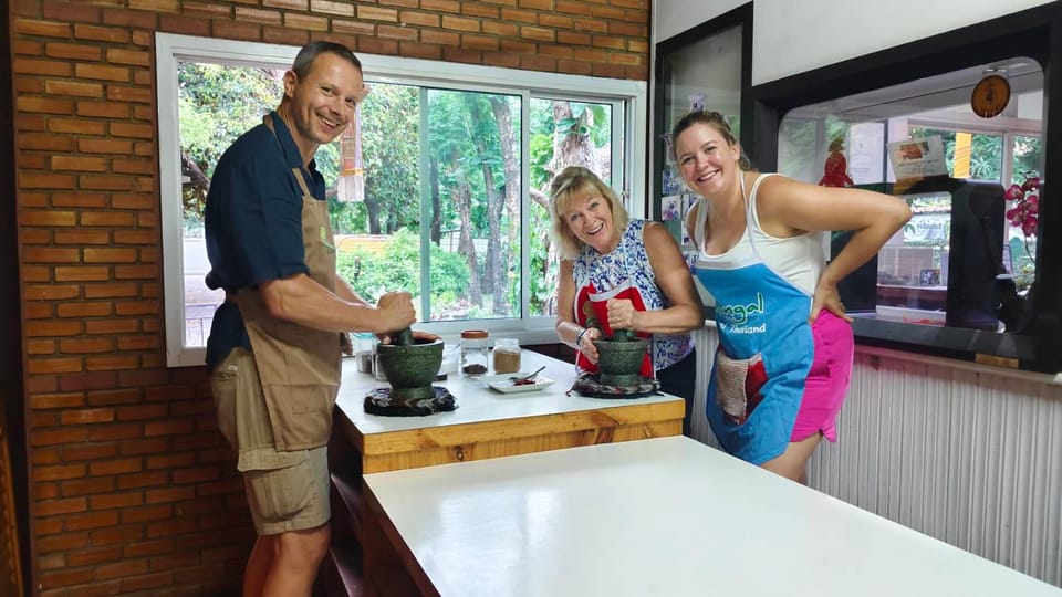 Chiang Mai: Morning Cooking Class With Market Visit - Cooking Session and Dishes