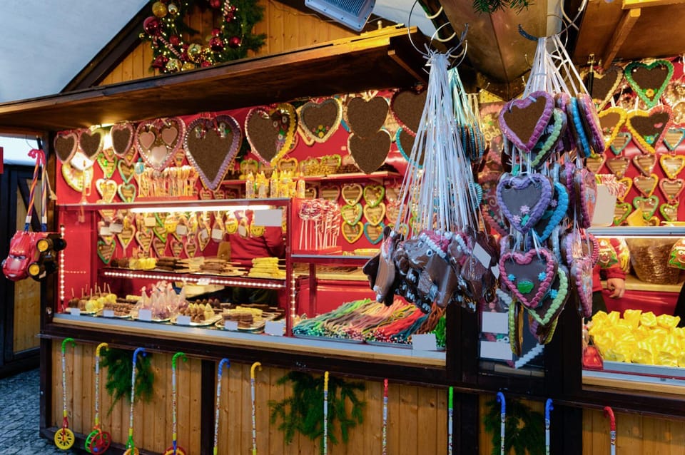 Christmas Magic in Cologne: A Festive Walking Tour - Discovering Festive Decorations