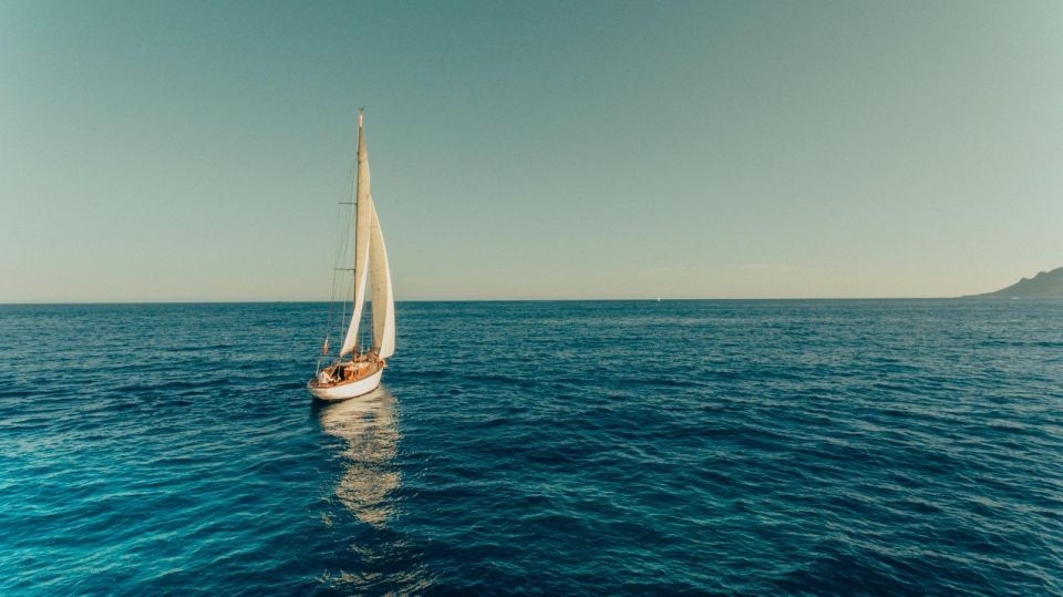 Classic Yacht Sailing in Cannes - Meeting Point Details