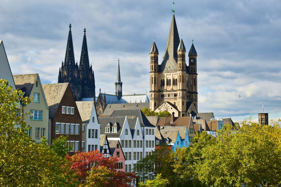 Cologne Highlights Privat Walking Tour & Panoramic Boat Trip - Explore Colognes History