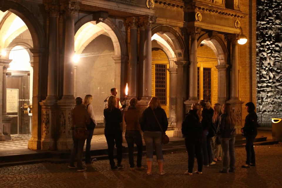 Cologne: The Night Watchman Old Town Walking Tour in German - Accessibility Features